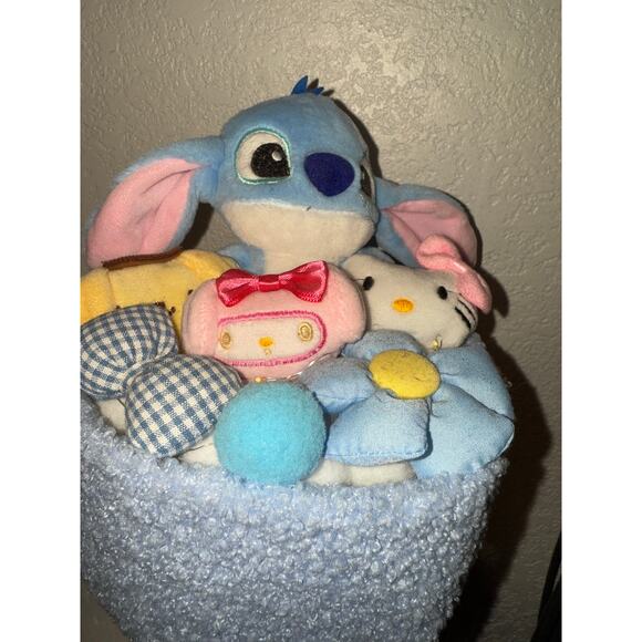 Stitch Knitted Bouquet - Picture 2 of 5